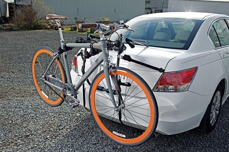 Bisiklet taşıma aparatı Her araca uyumlu(3 bisiklet taşır)