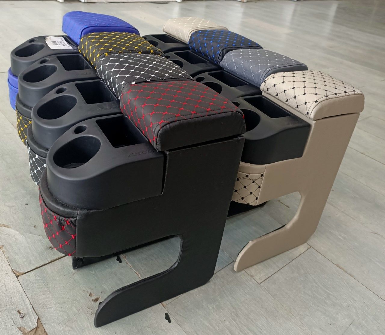 Montajsız Araca özel kolçak kol dayama