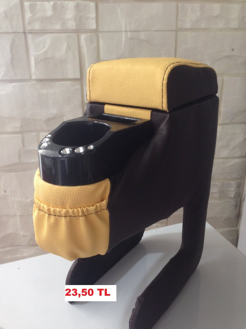 Kolçak Montajsız Her araca uyumlu  Bardaklıklı Lüx