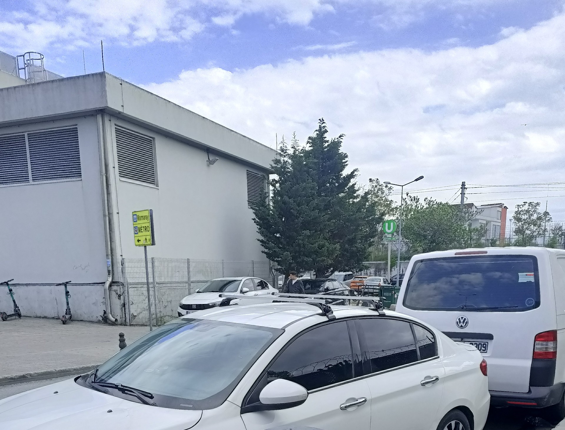 Ara Atkı Araca özel Mevcuttur