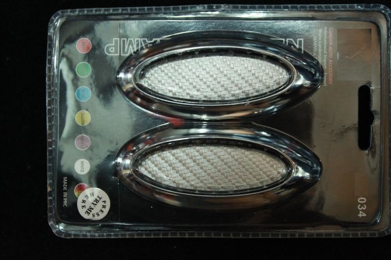 Karbon desenli beyaz renk sinyal