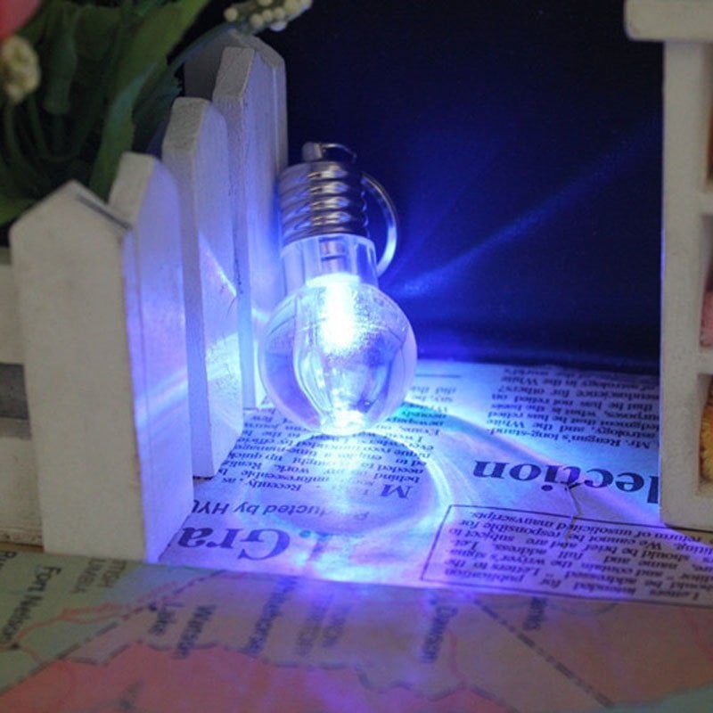 Işıklı lamba anahtarlık